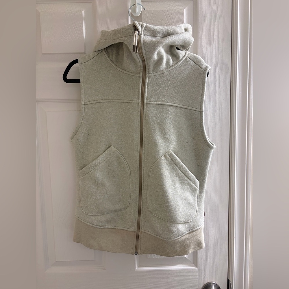 Small Burton Vest